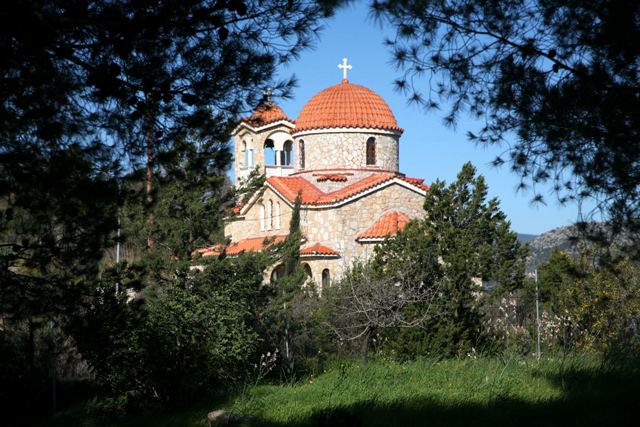 Aghia Kiriaki church near Aghia Ermioni - on Pronos Hill